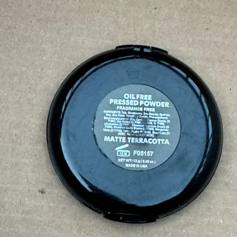 OSP Cosmetics Oil Free Pressed Powder in Matte Terracotta